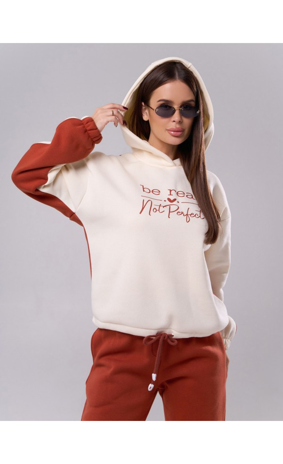 Жіночі спортивні костюми Issp