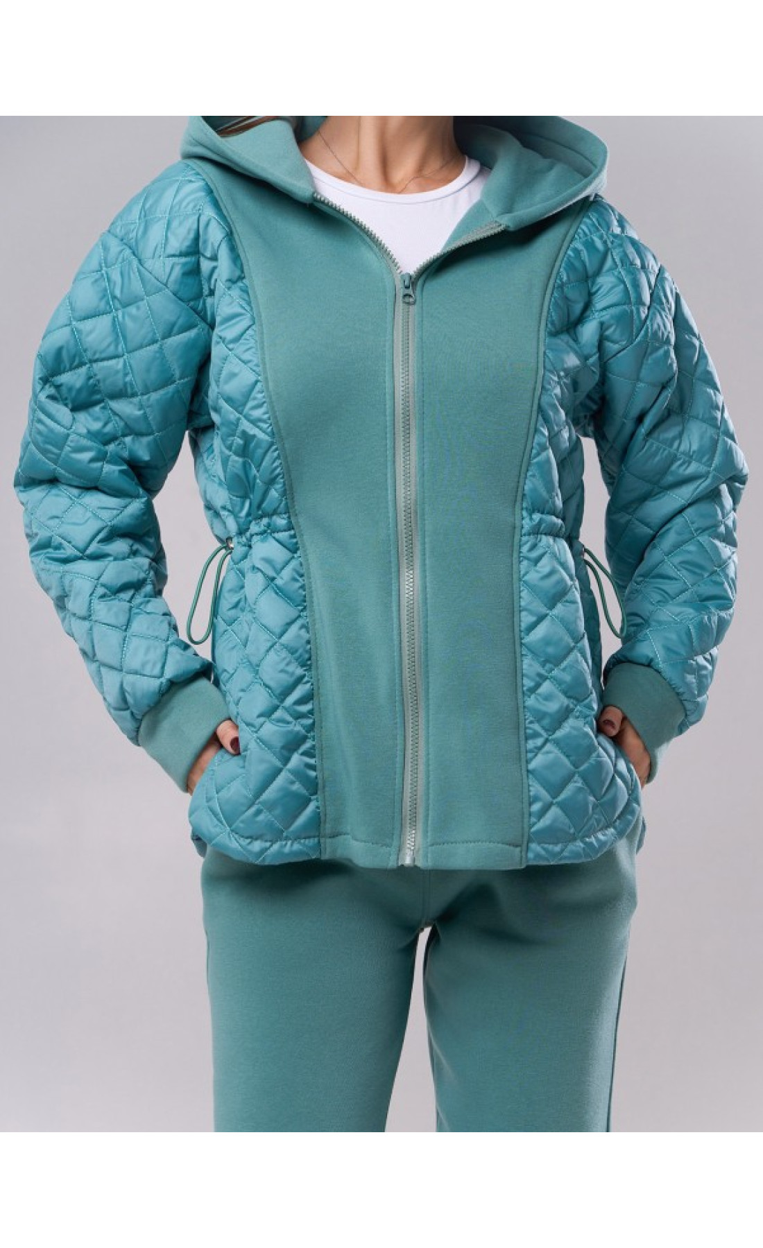 Жіночі спортивні костюми Issp