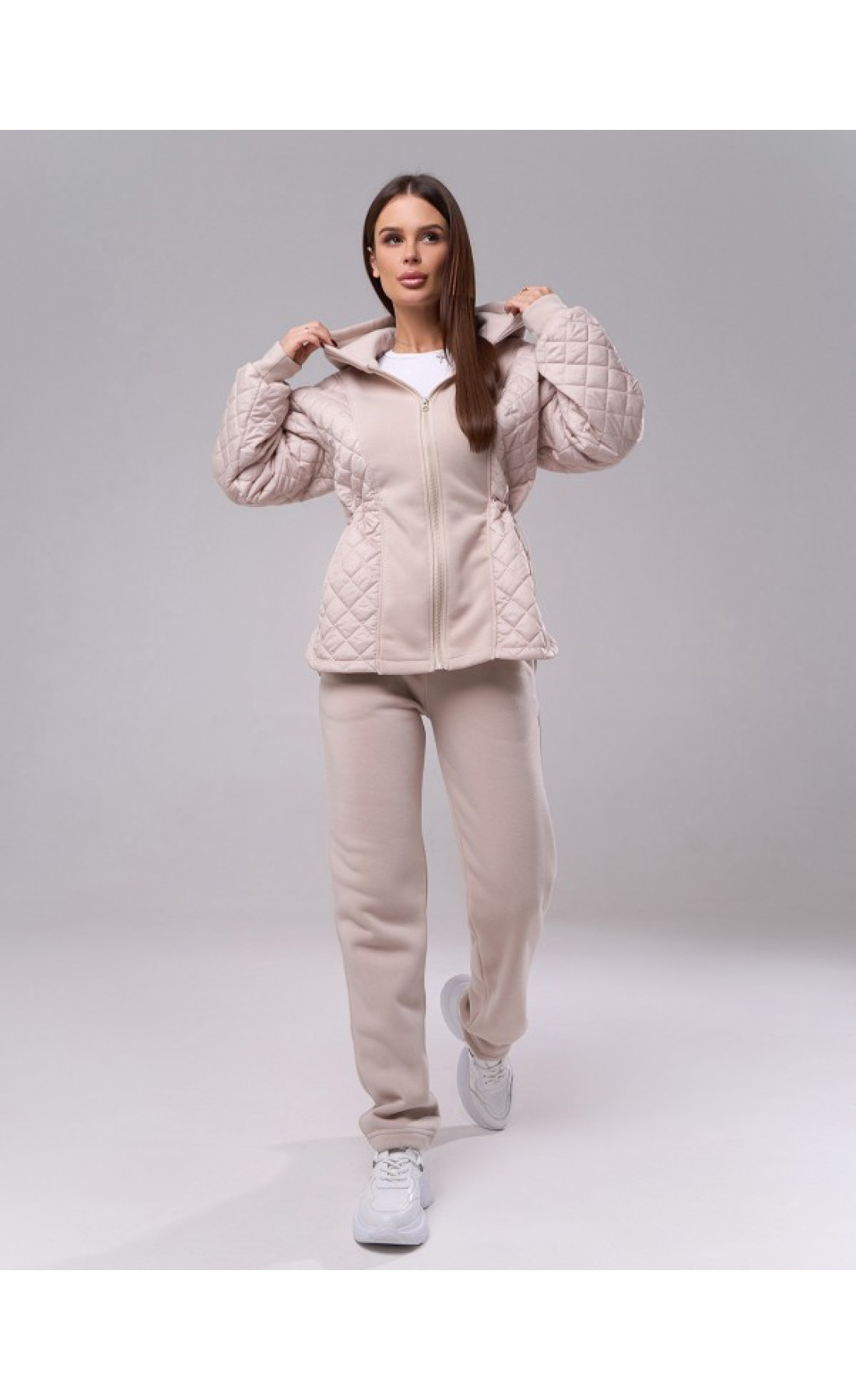 Жіночі спортивні костюми Issp