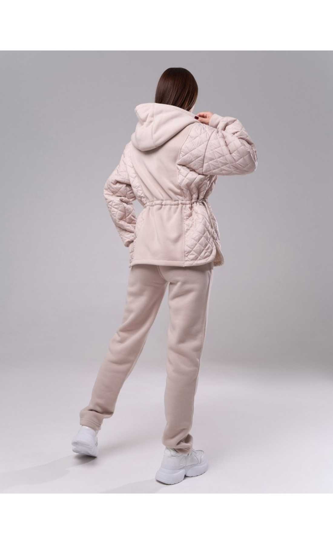 Жіночі спортивні костюми Issp