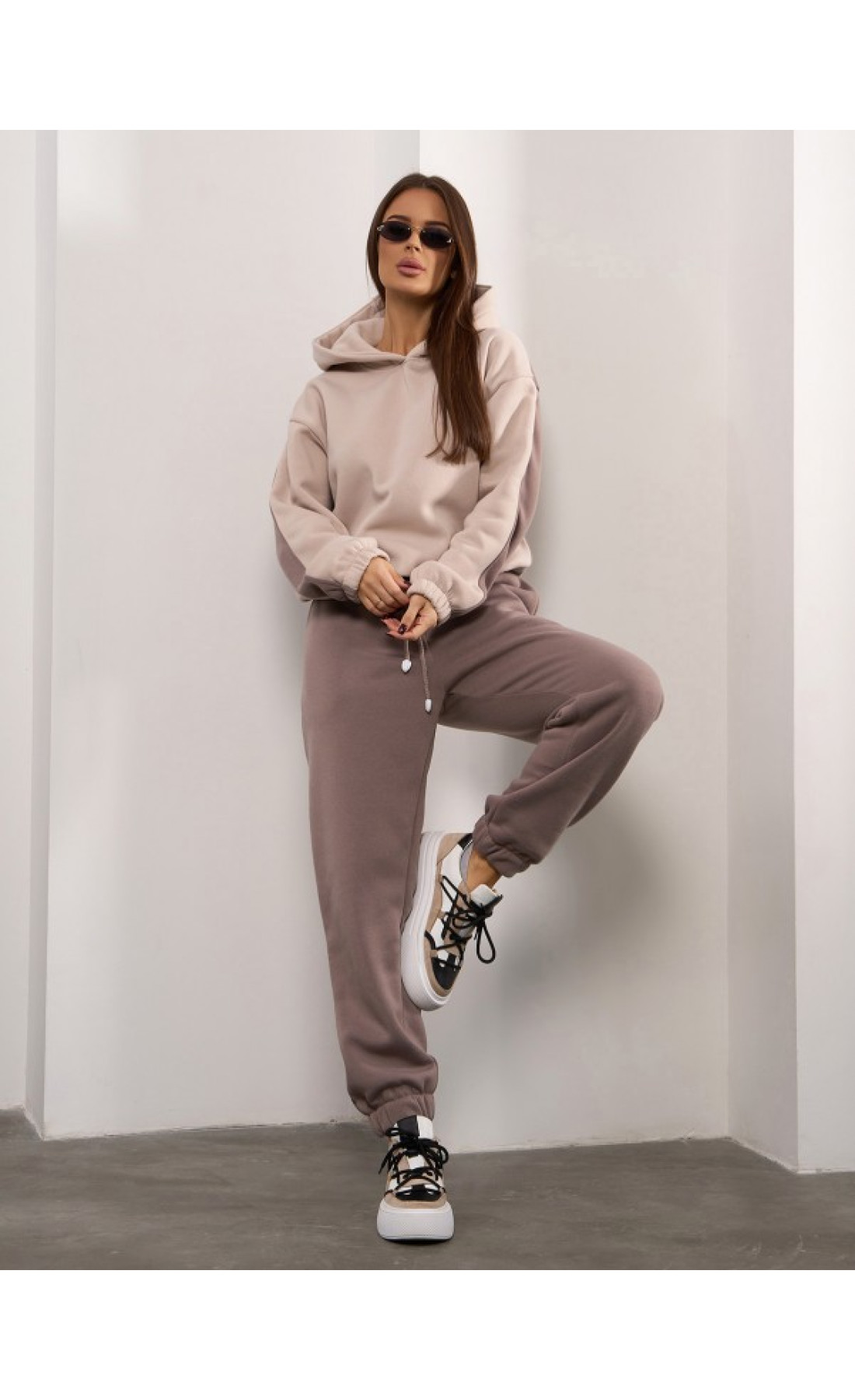 Жіночі спортивні костюми Issp