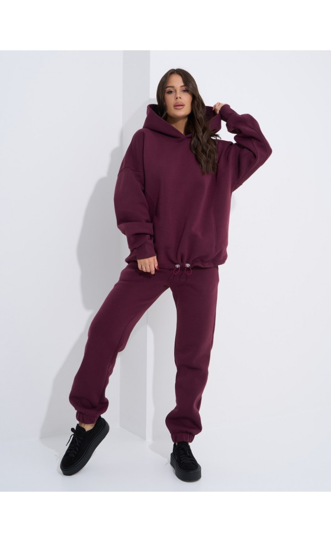 Жіночі спортивні костюми Issp