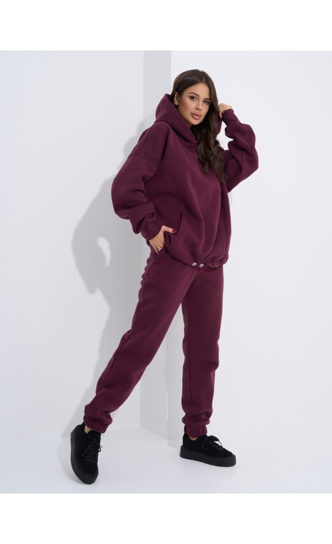 Жіночі спортивні костюми Issp