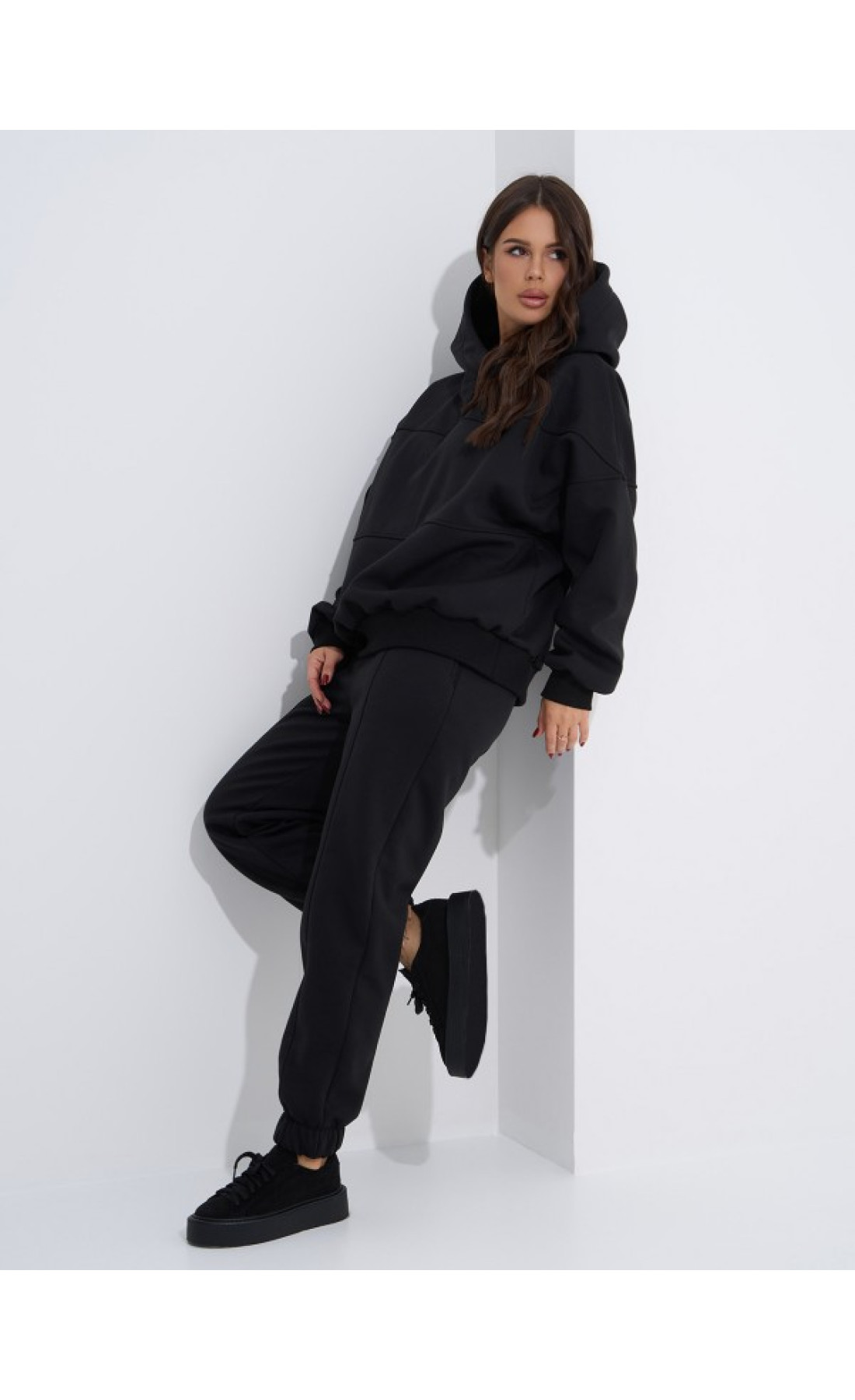 Жіночі спортивні костюми Issp