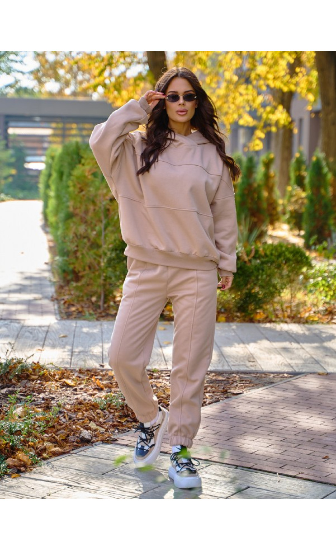 Жіночі спортивні костюми Issp