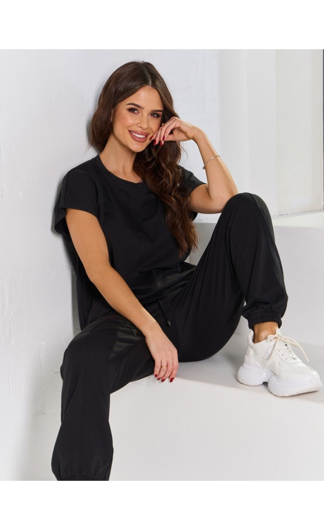 Жіночі спортивні костюми Issp