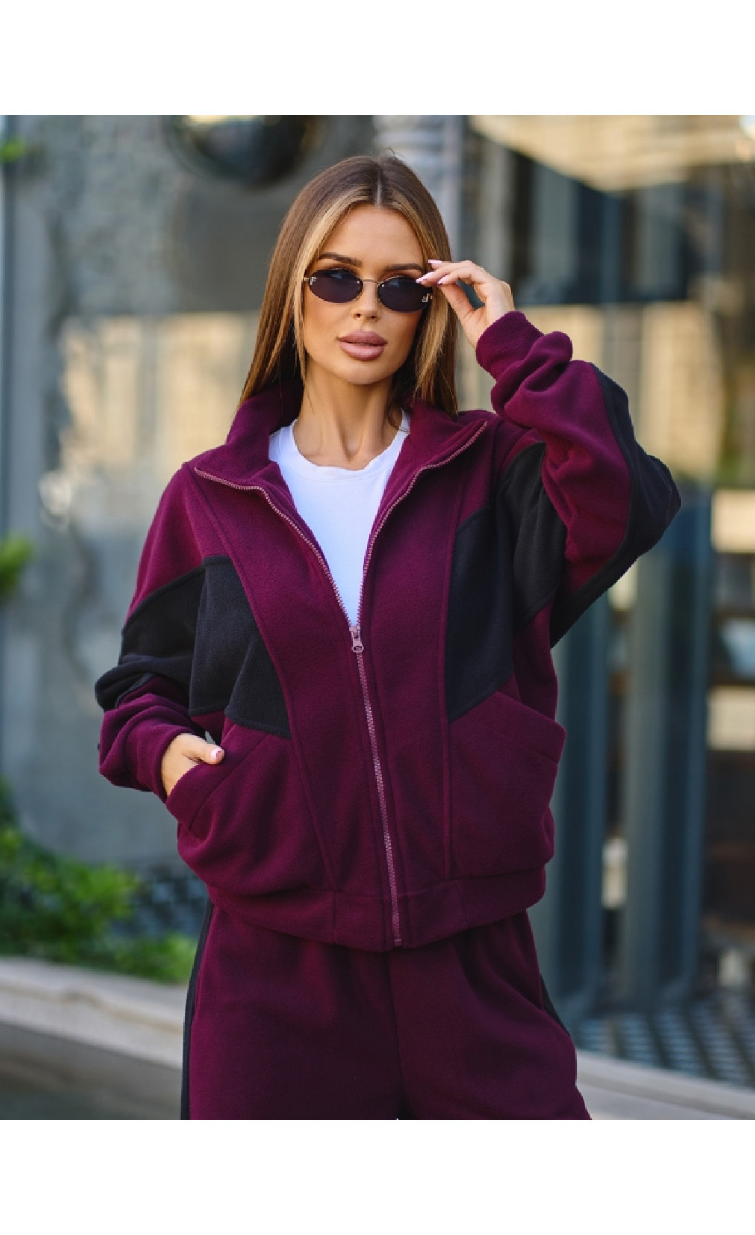 Жіночі спортивні костюми Issp