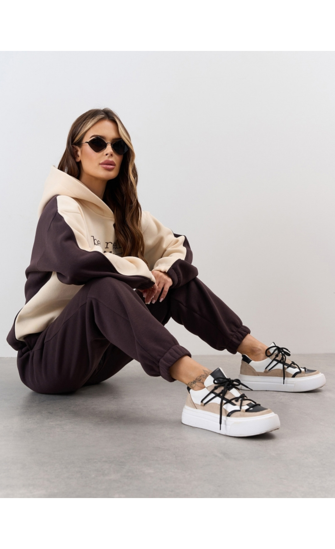 Жіночі спортивні костюми Issp