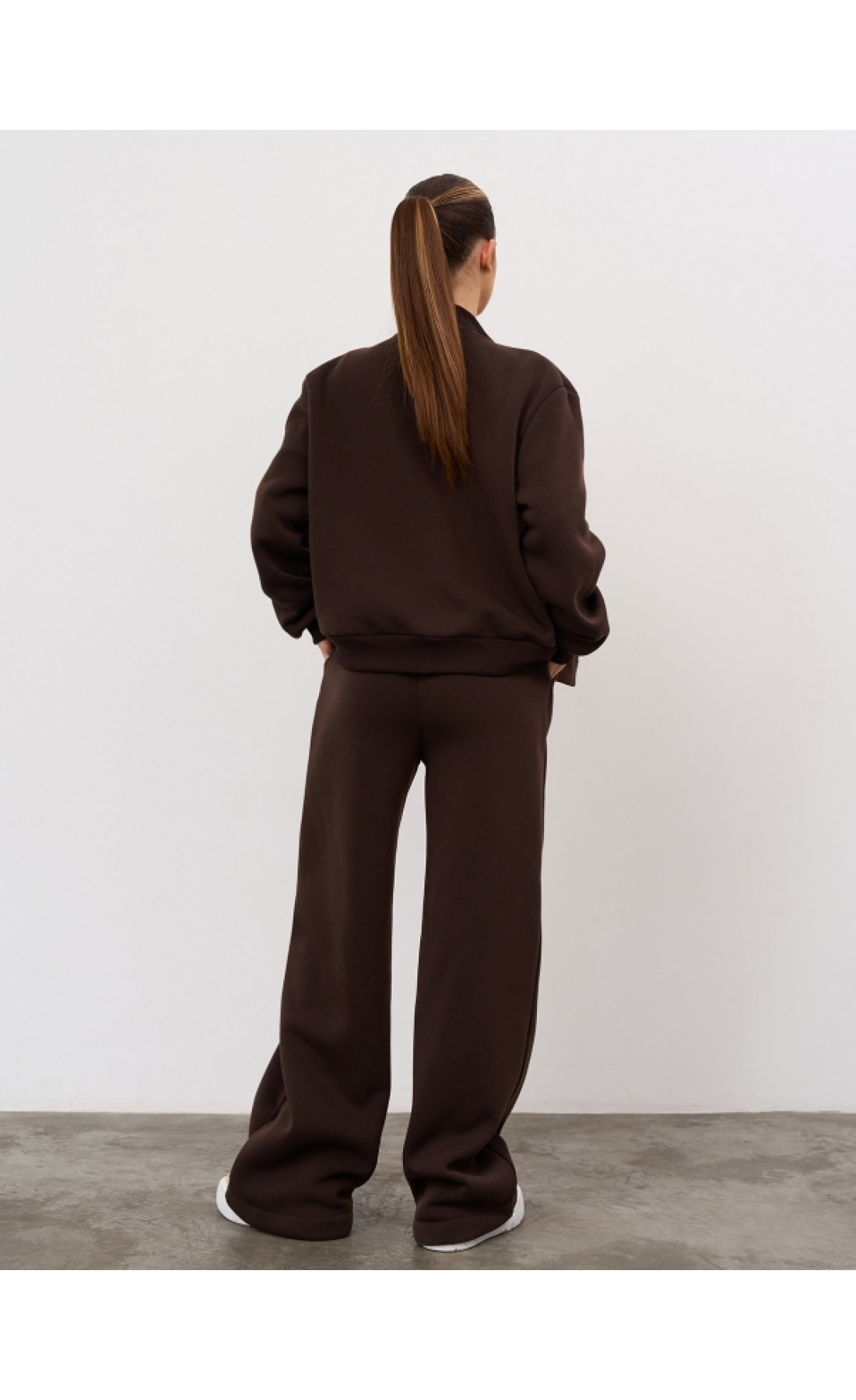 Жіночі спортивні костюми Issp