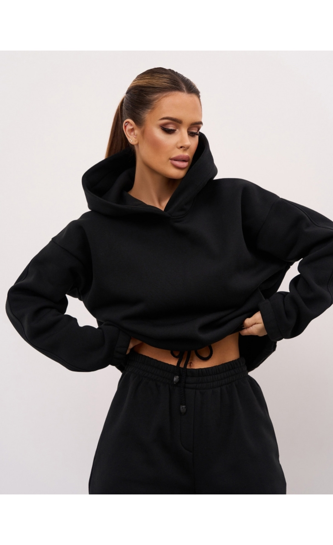 Жіночі спортивні костюми Issp