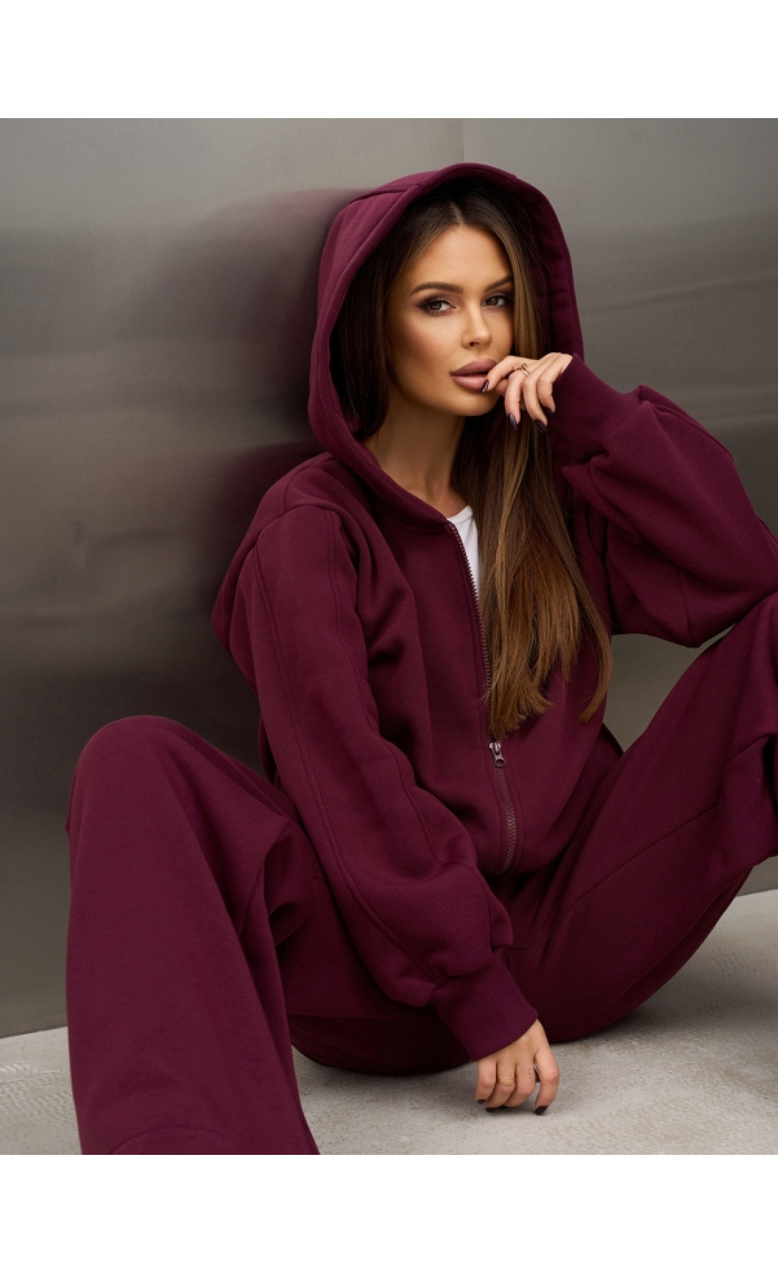 Жіночі спортивні костюми Issp