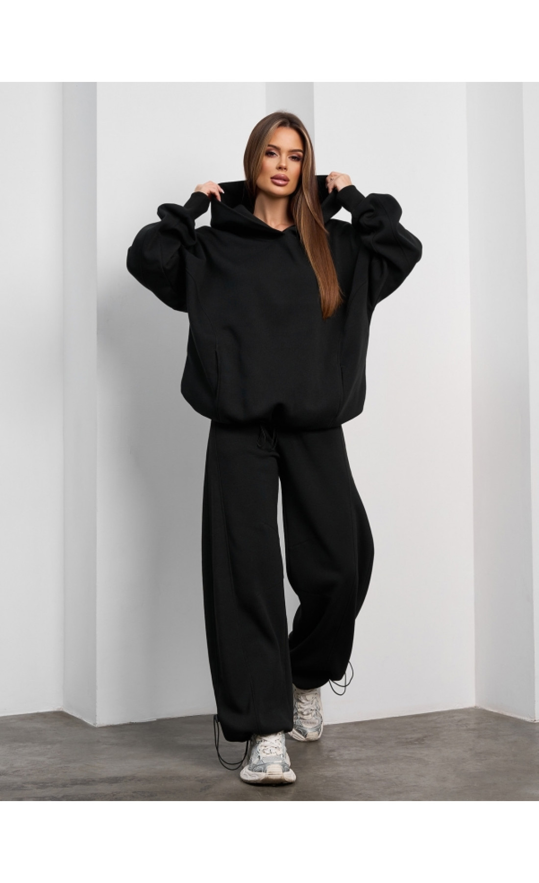 Жіночі спортивні костюми Issp