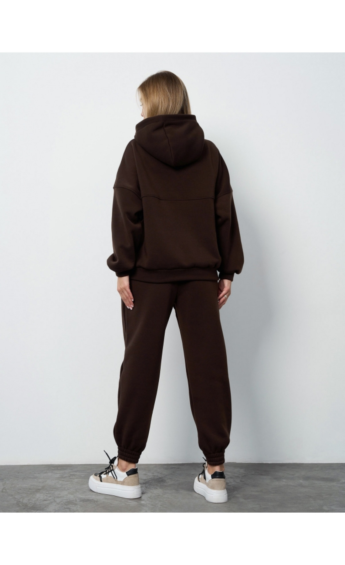 Жіночі спортивні костюми Issp