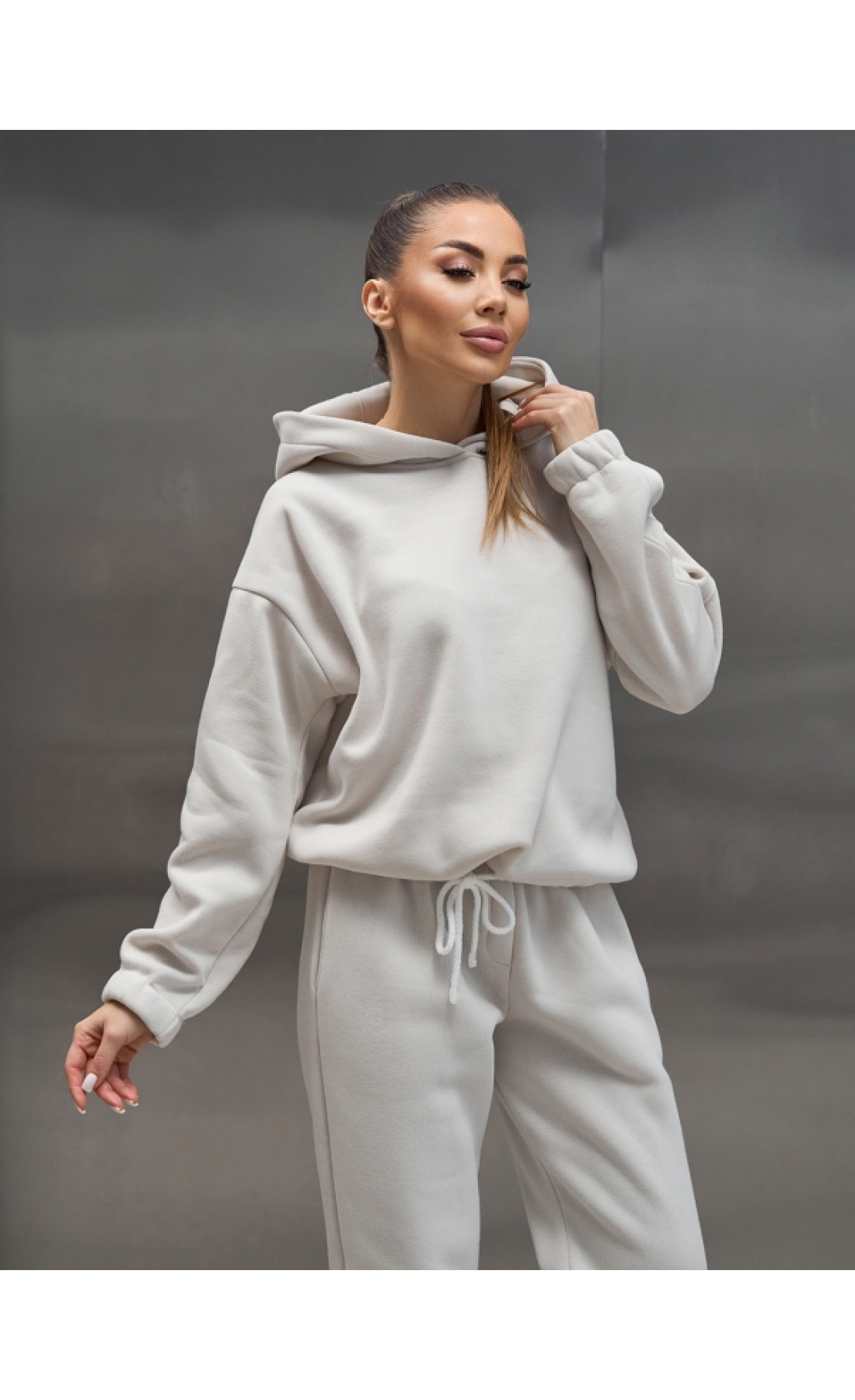 Жіночі спортивні костюми Issp