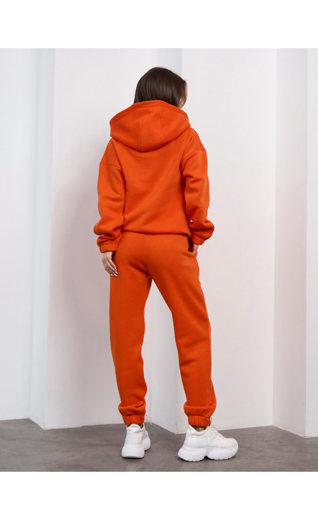 Жіночі спортивні костюми Issp