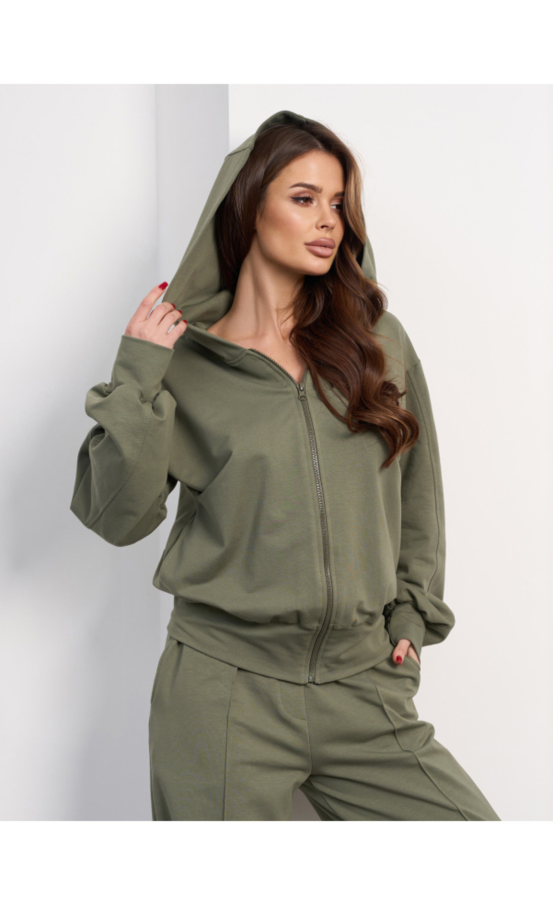 Жіночі спортивні костюми Issp