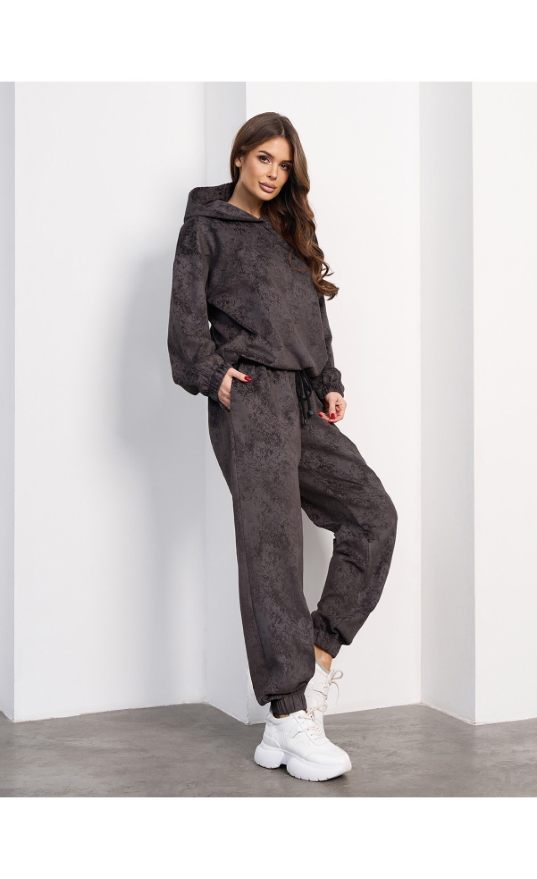 Жіночі спортивні костюми Issp