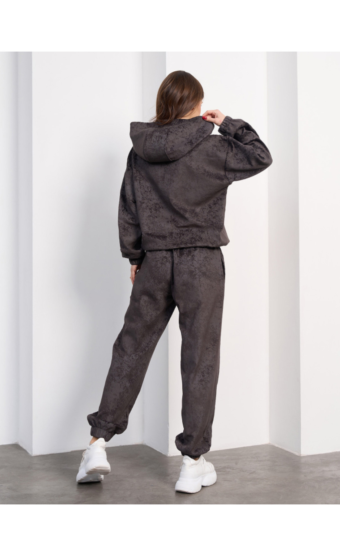 Жіночі спортивні костюми Issp