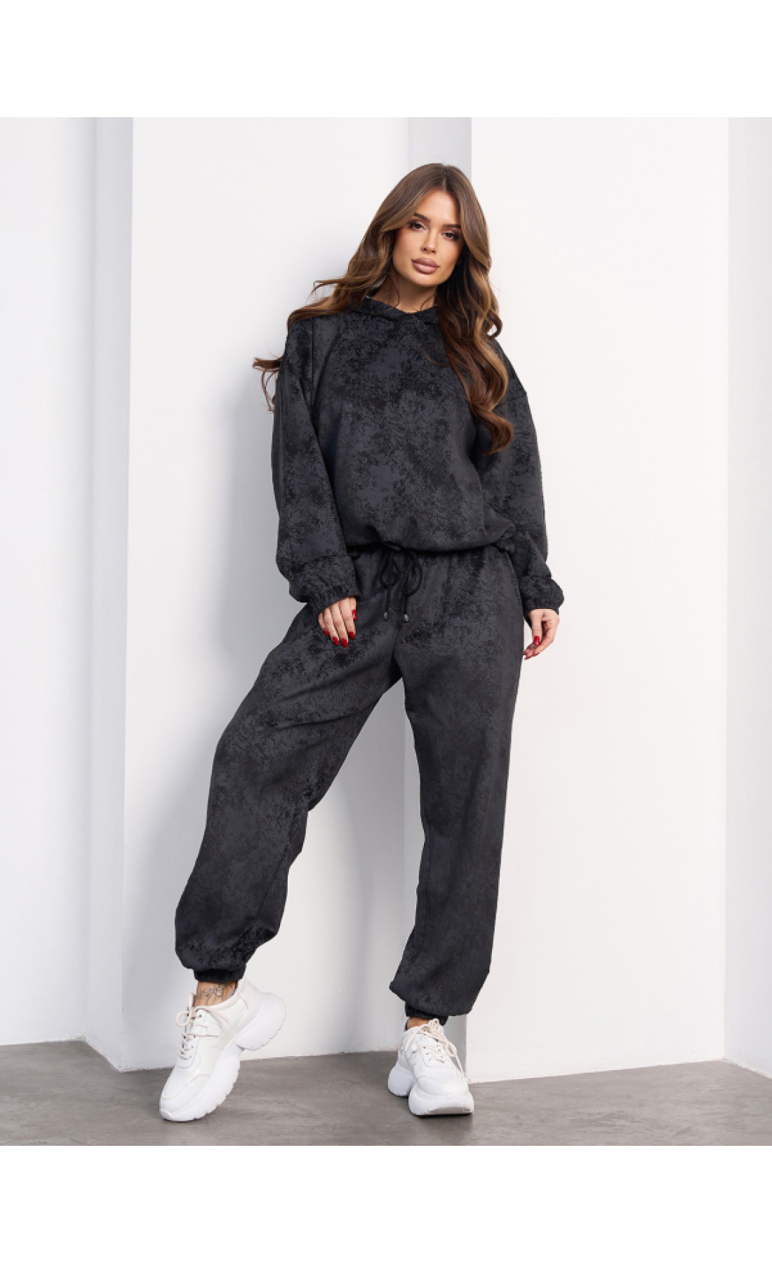 Жіночі спортивні костюми Issp