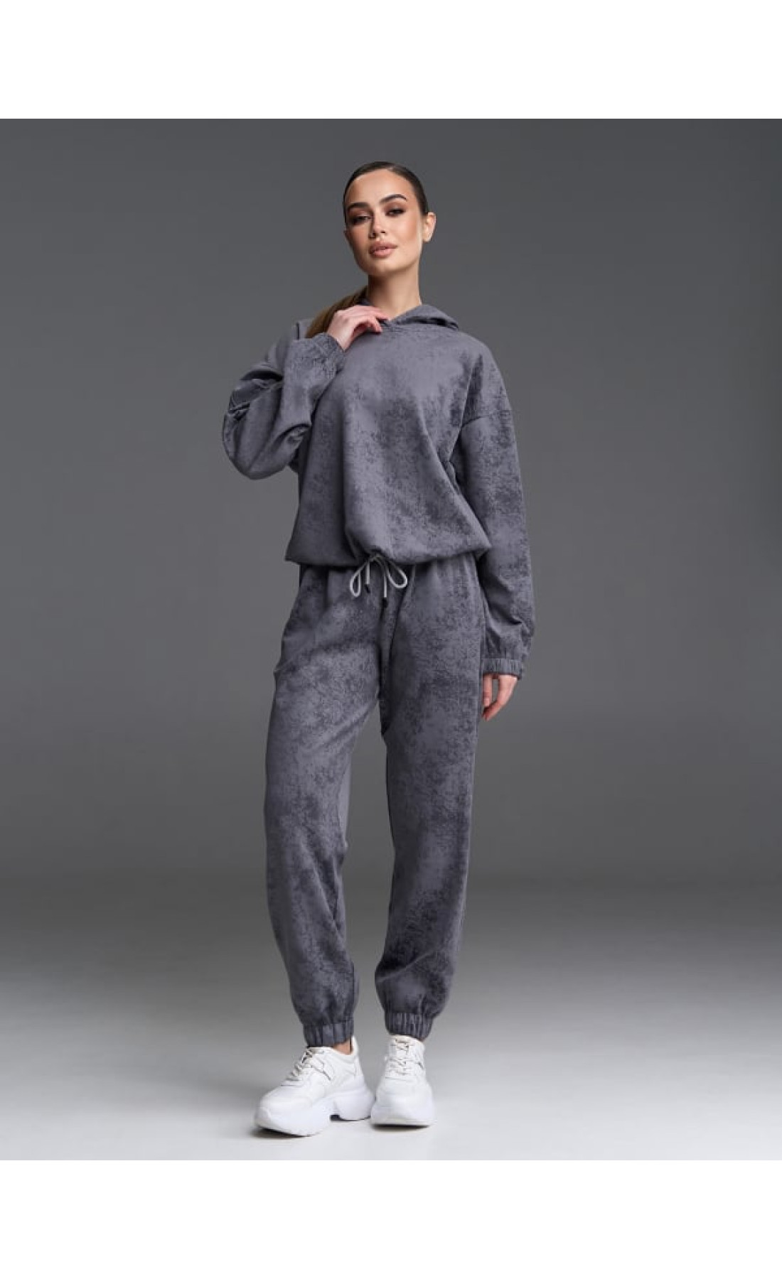 Жіночі спортивні костюми Issp