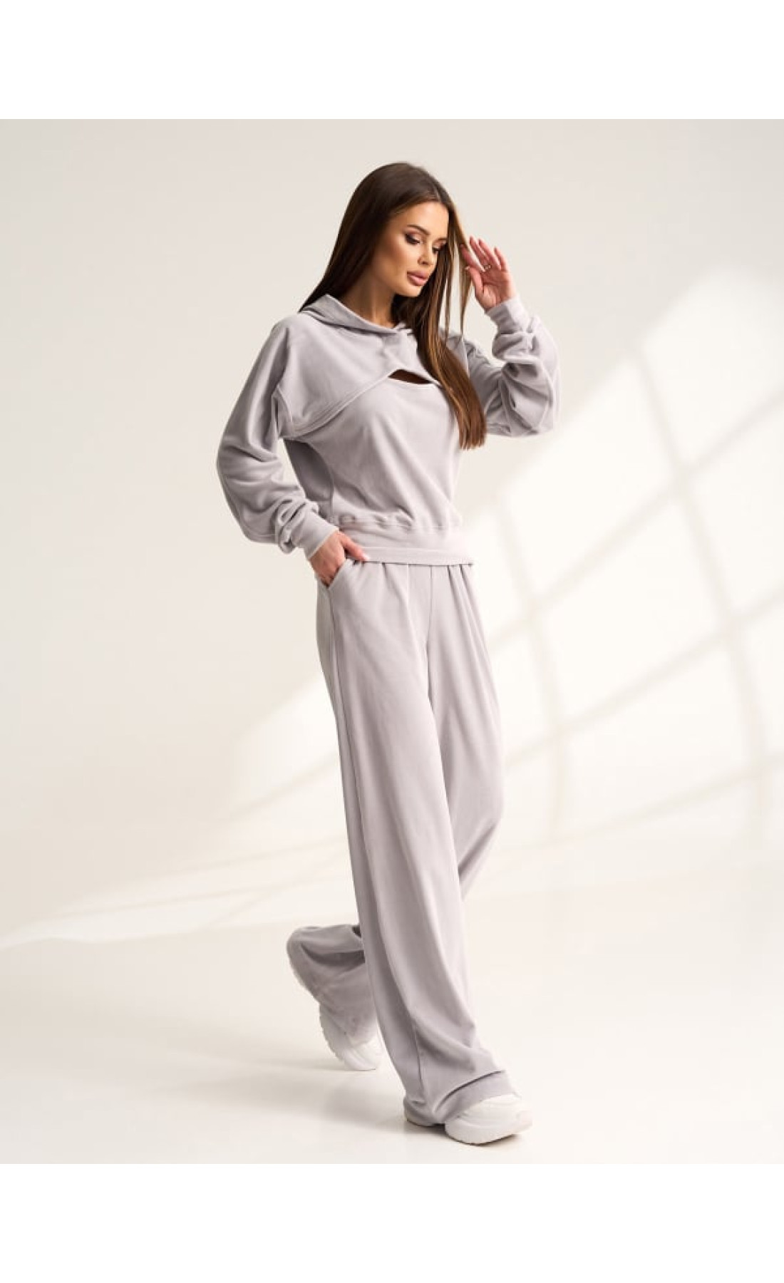 Жіночі спортивні костюми Issp