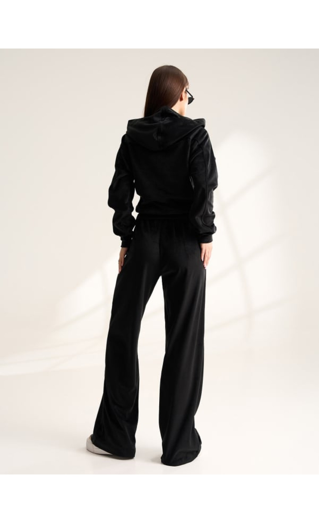 Жіночі спортивні костюми Issp