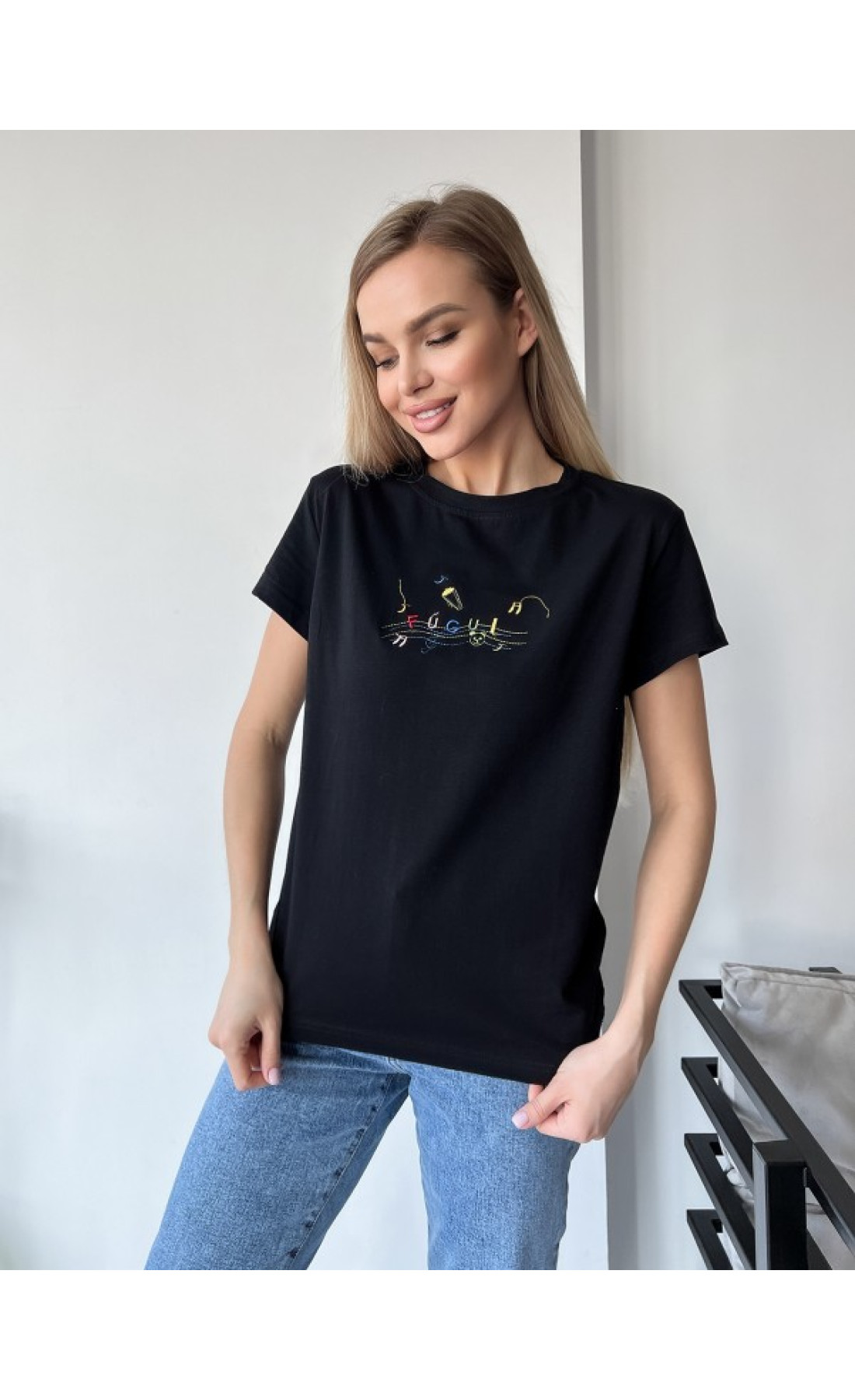 Жіноча футболка Issp