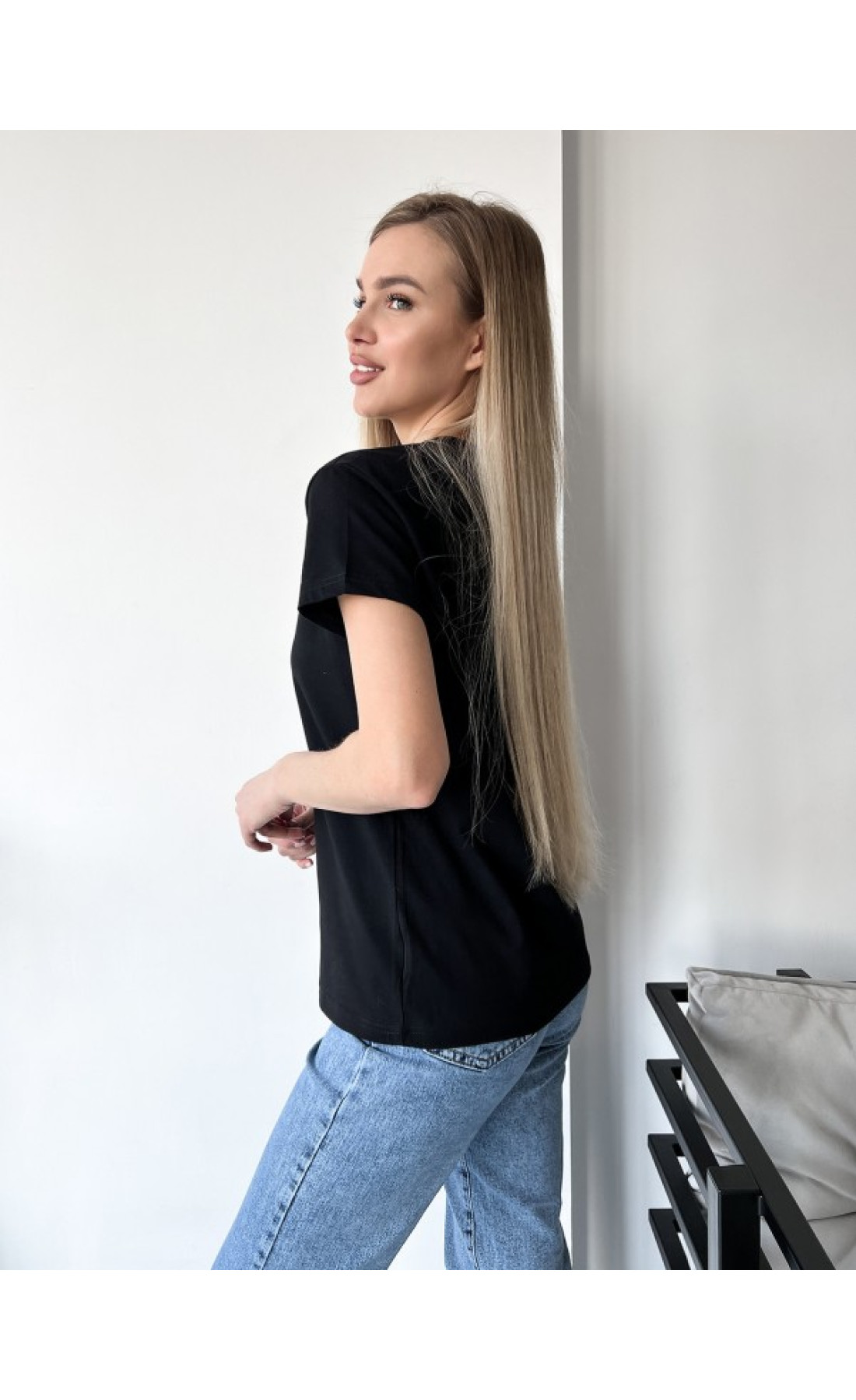 Жіноча футболка Issp