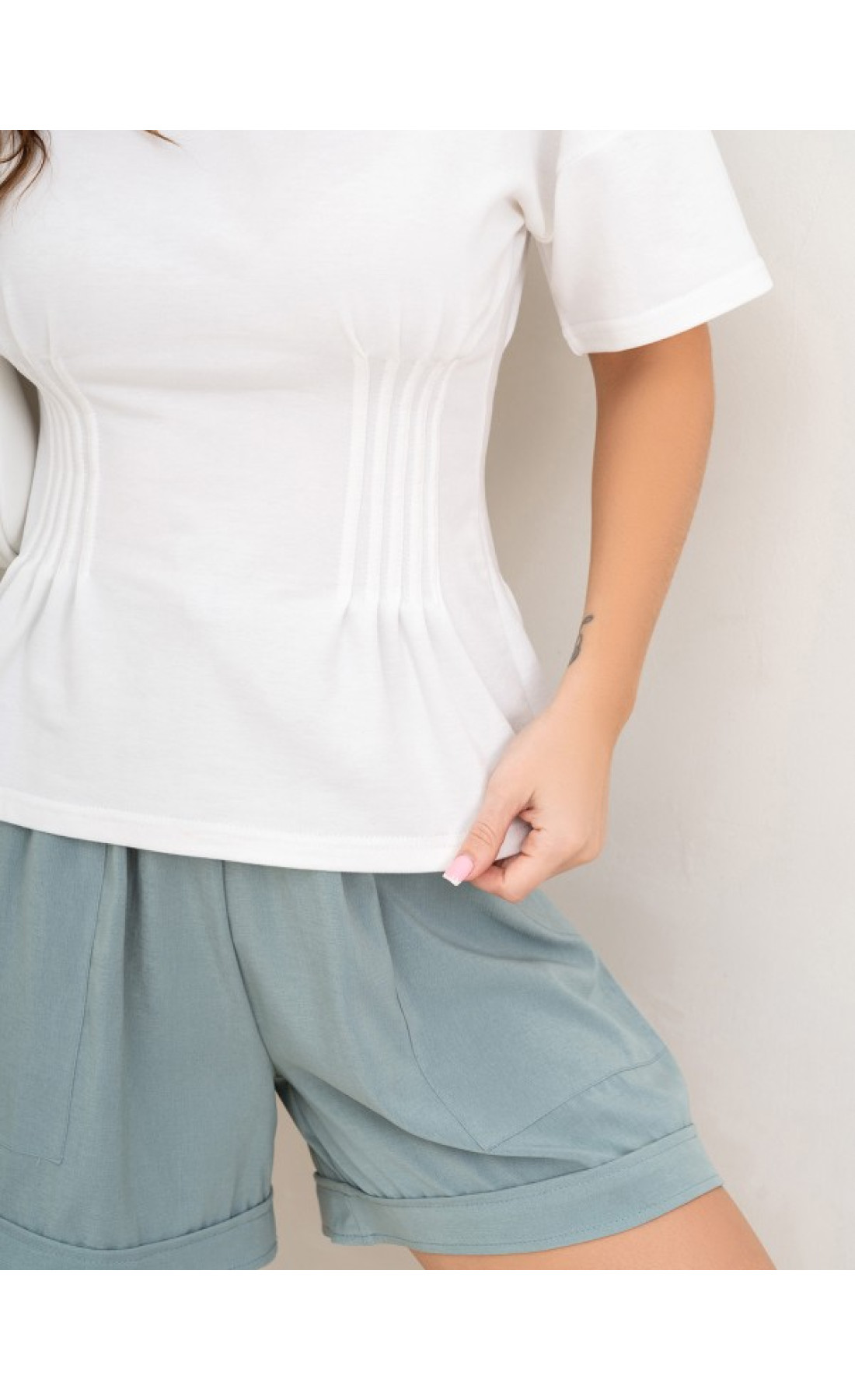 Жіноча футболка Issp