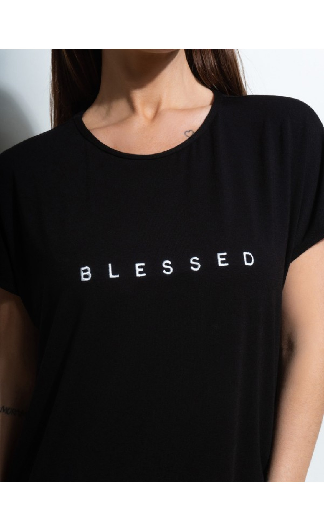 Жіноча футболка Issp