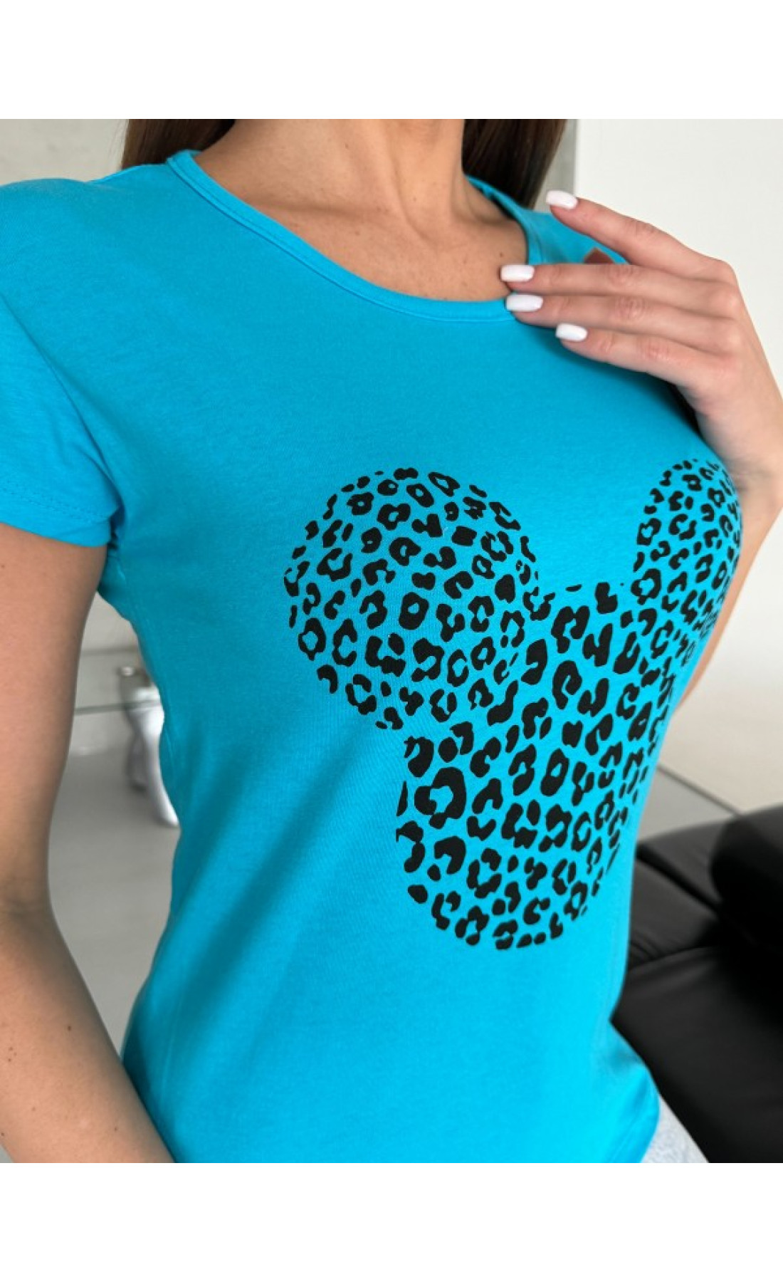 Жіноча футболка Issp