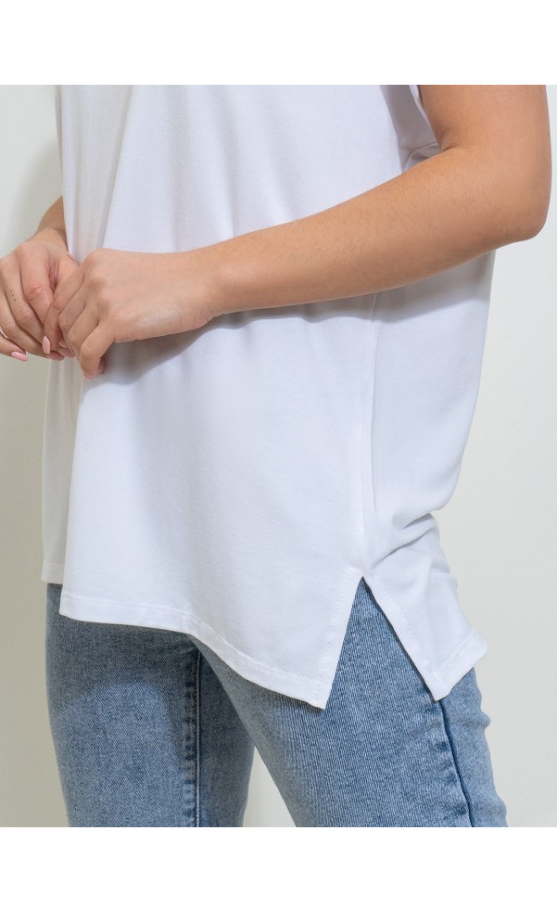 Жіноча футболка Issp