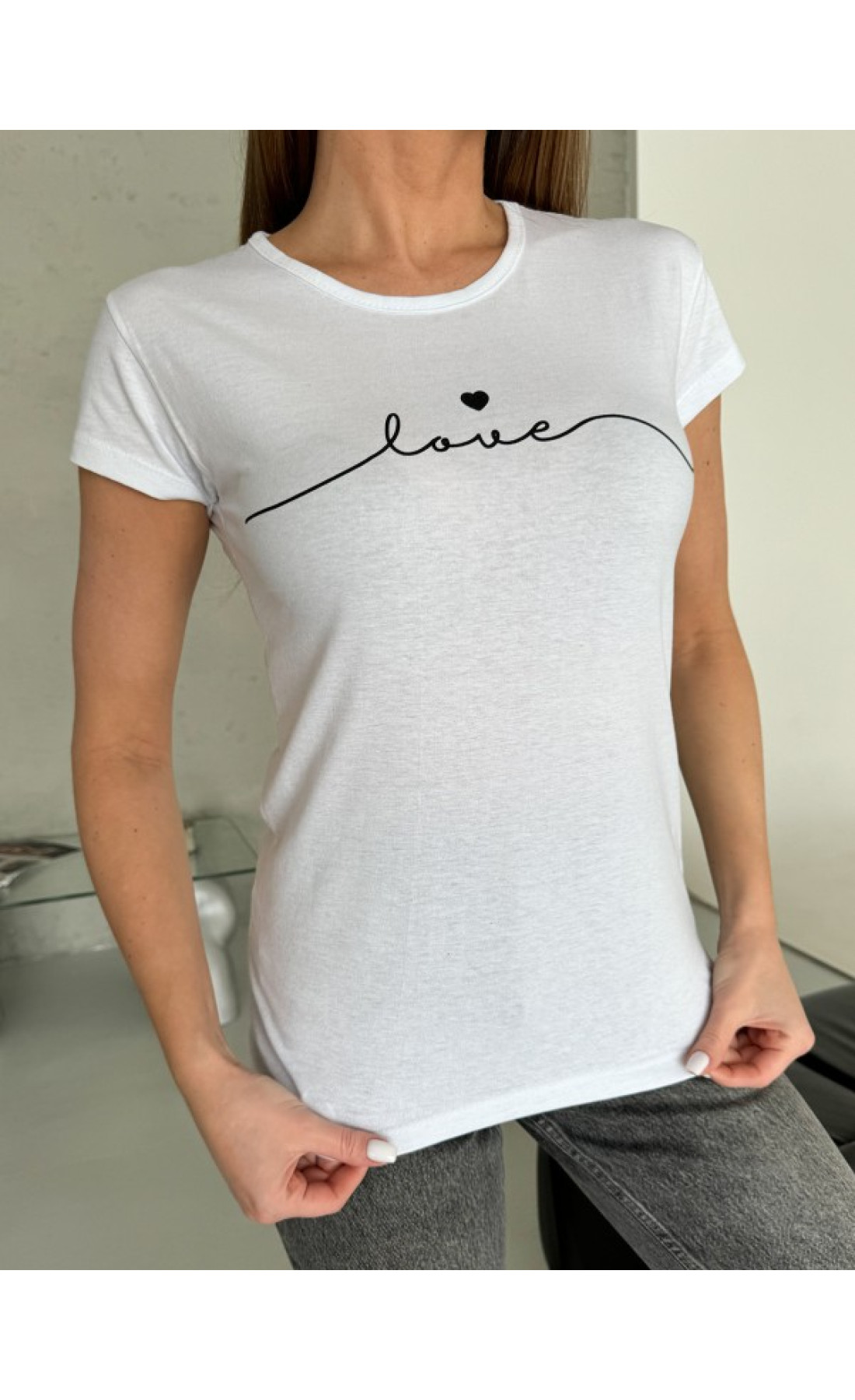 Жіноча футболка Issp