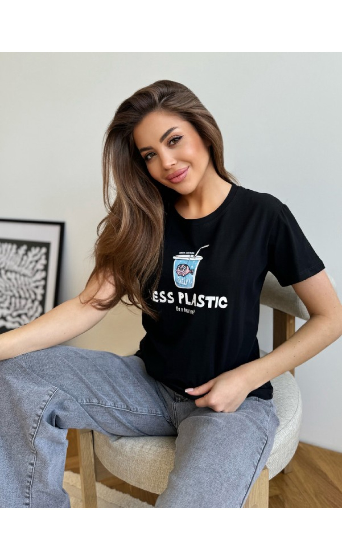 Жіноча футболка Issp