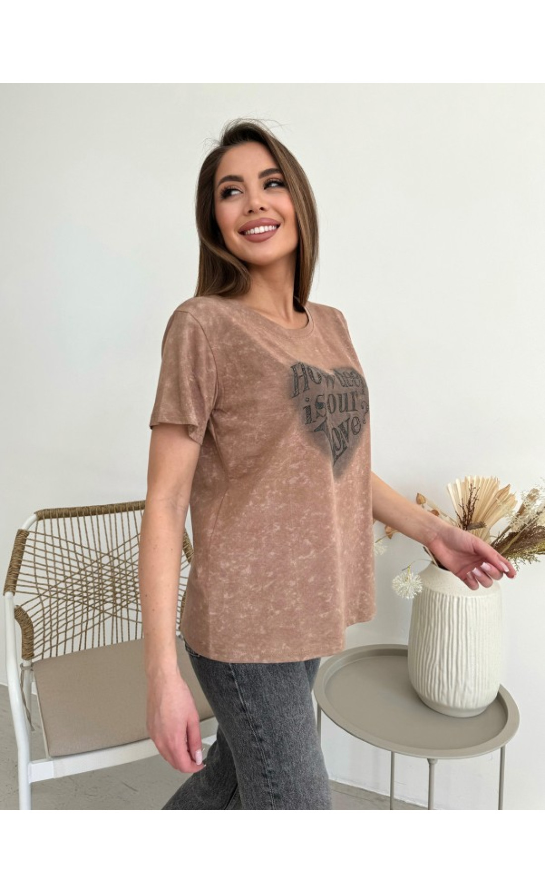 Жіноча футболка Issp