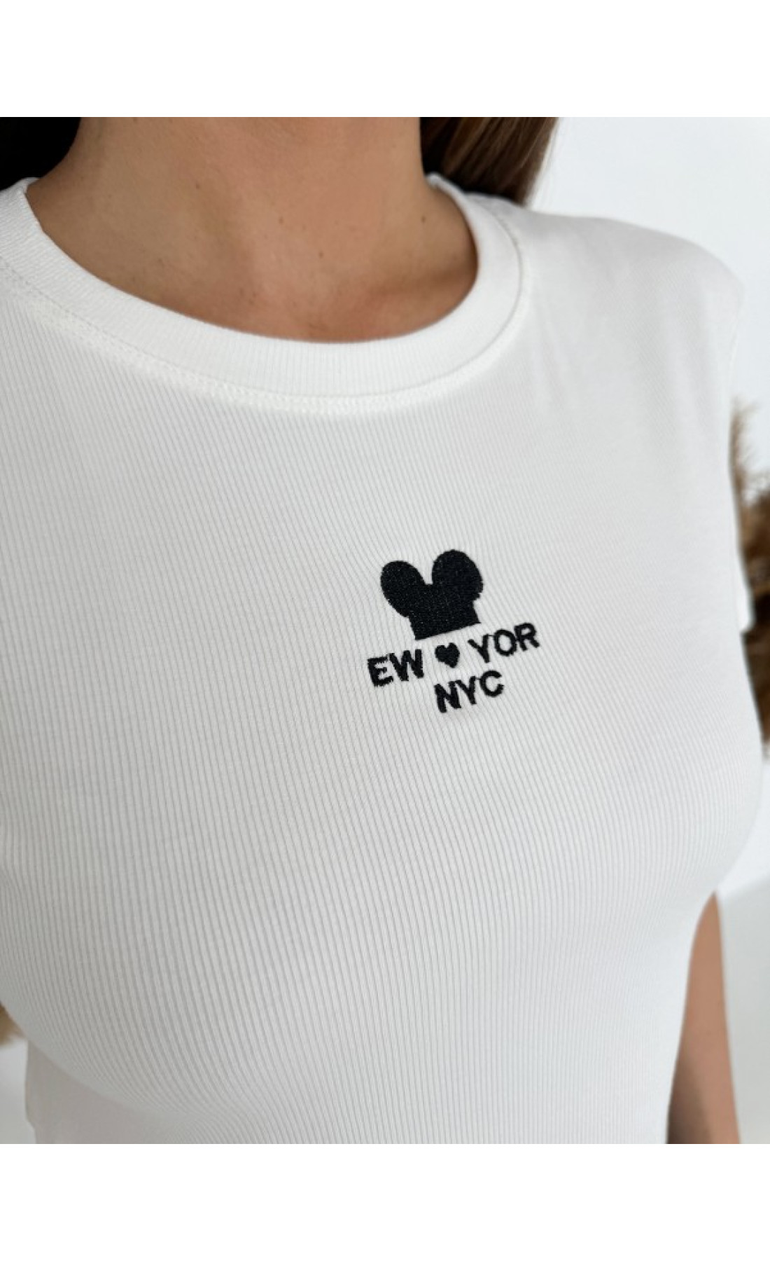 Жіноча футболка Issp