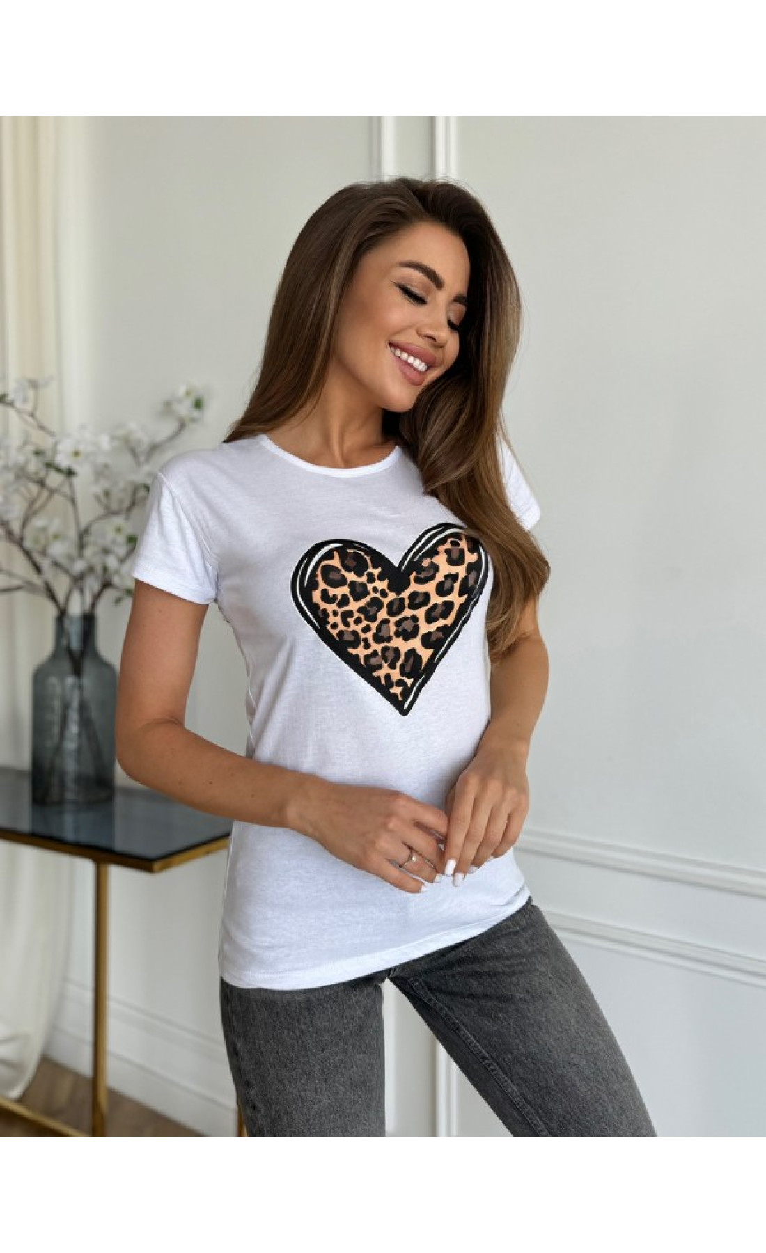 Жіноча футболка Issp