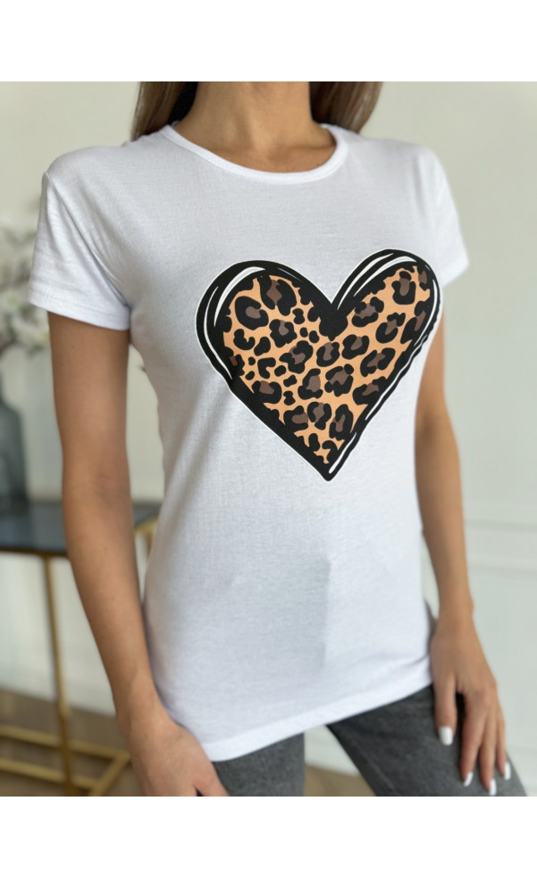 Жіноча футболка Issp