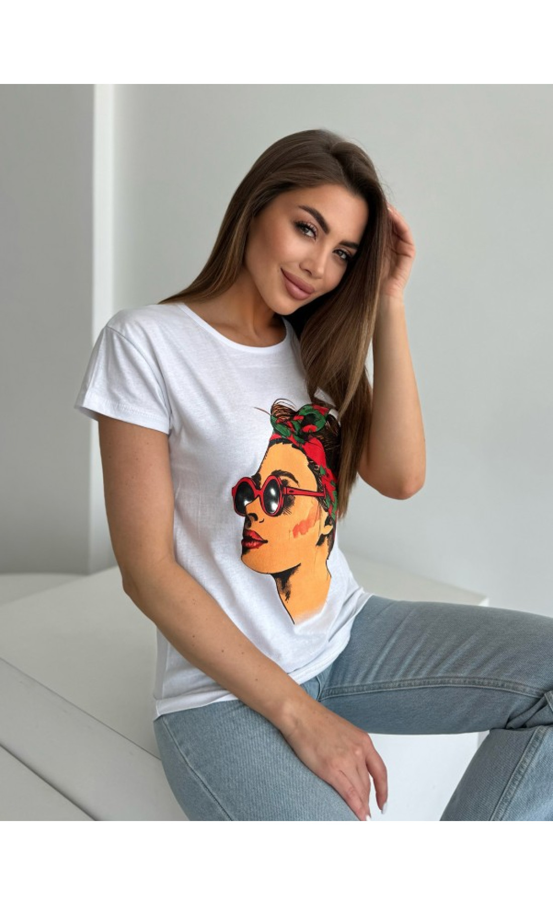 Жіноча футболка Issp