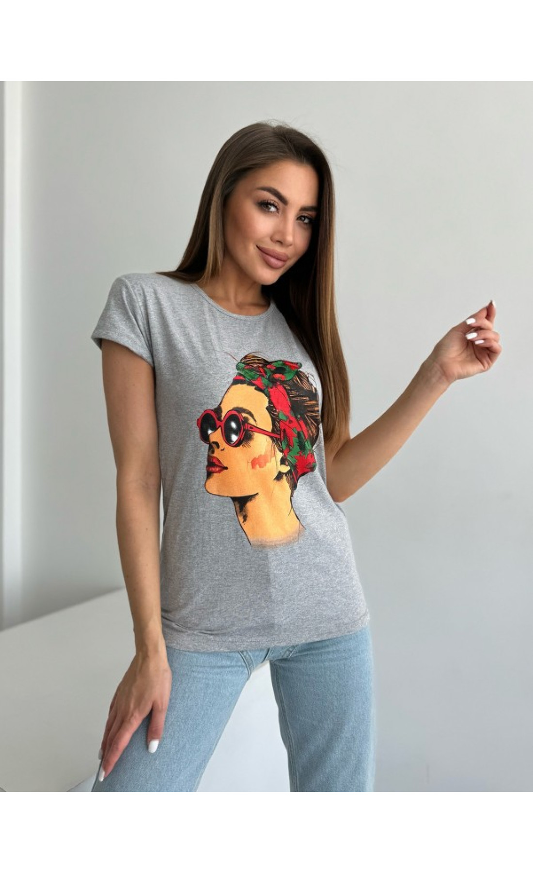 Жіноча футболка Issp