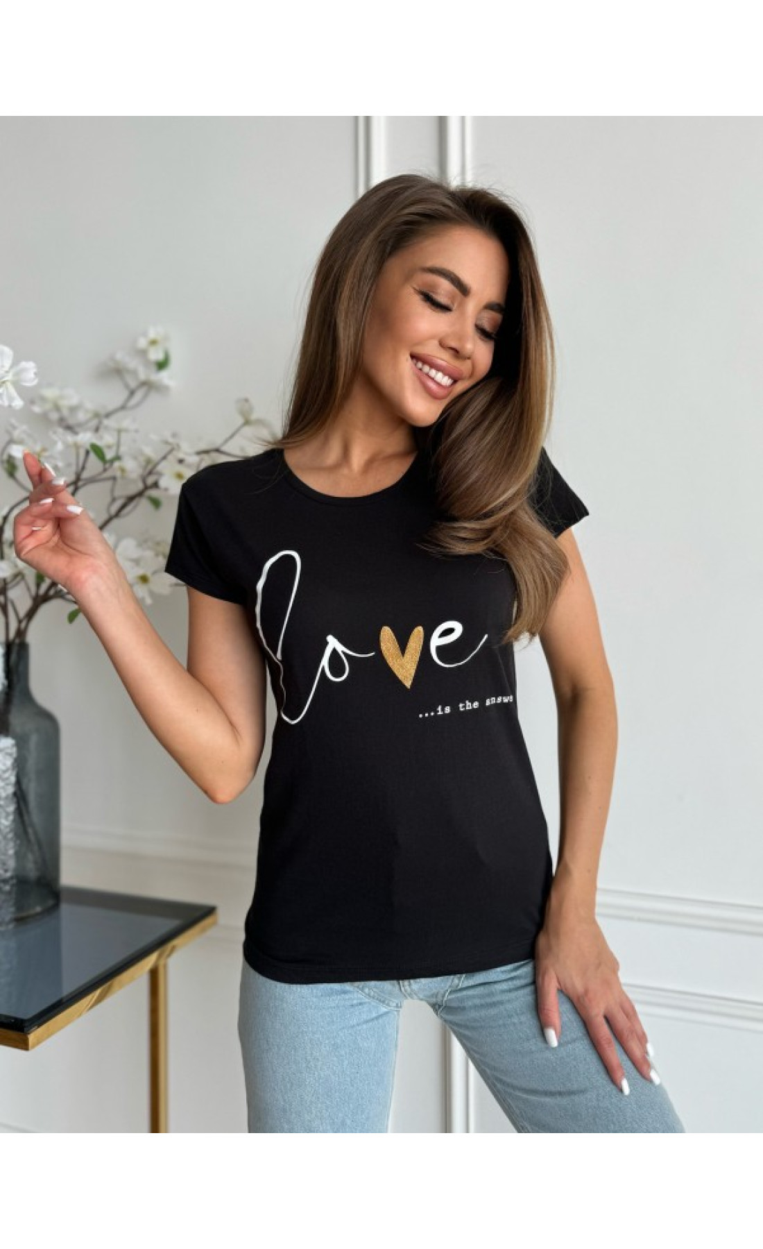 Жіноча футболка Issp