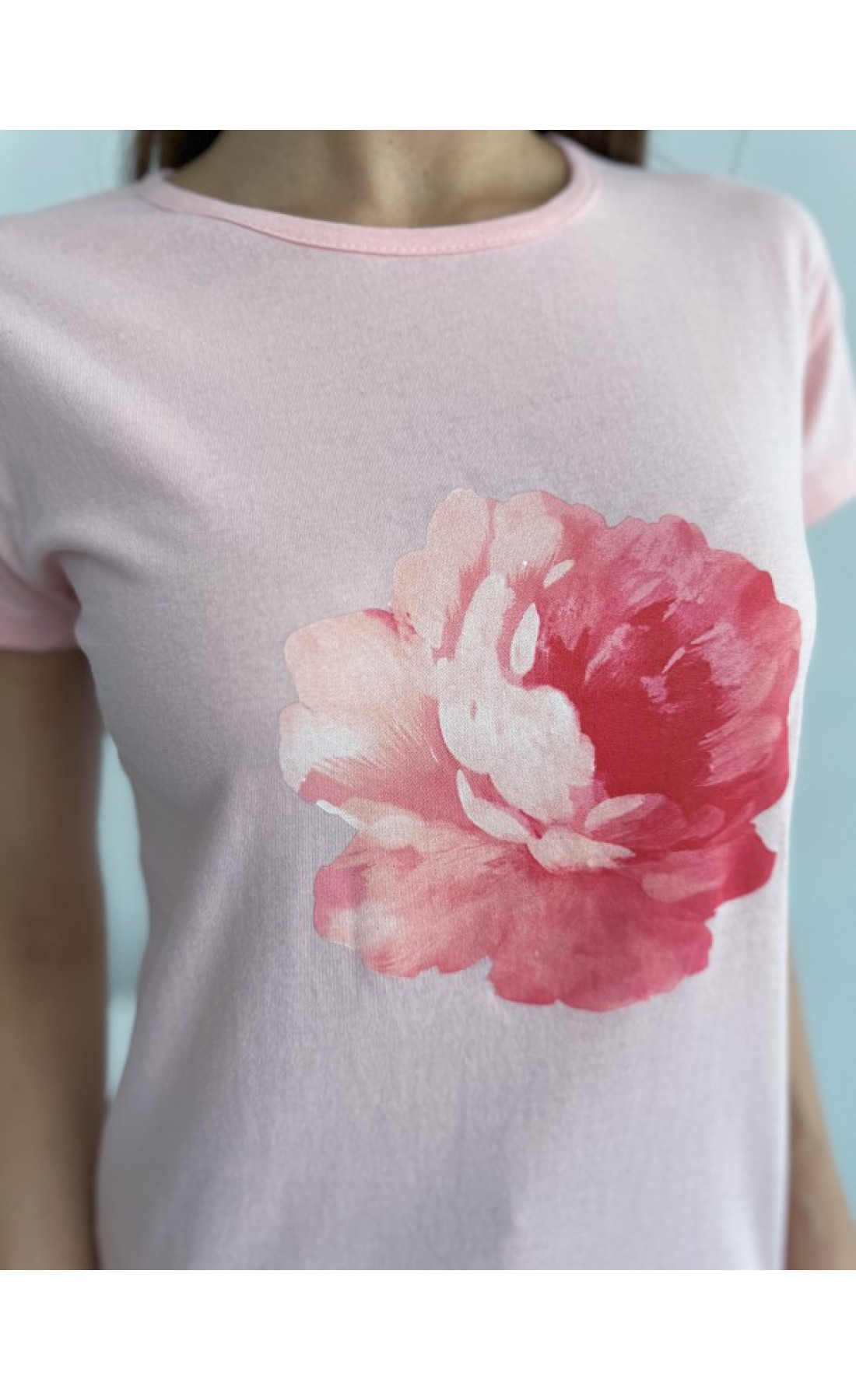 Жіноча футболка Issp