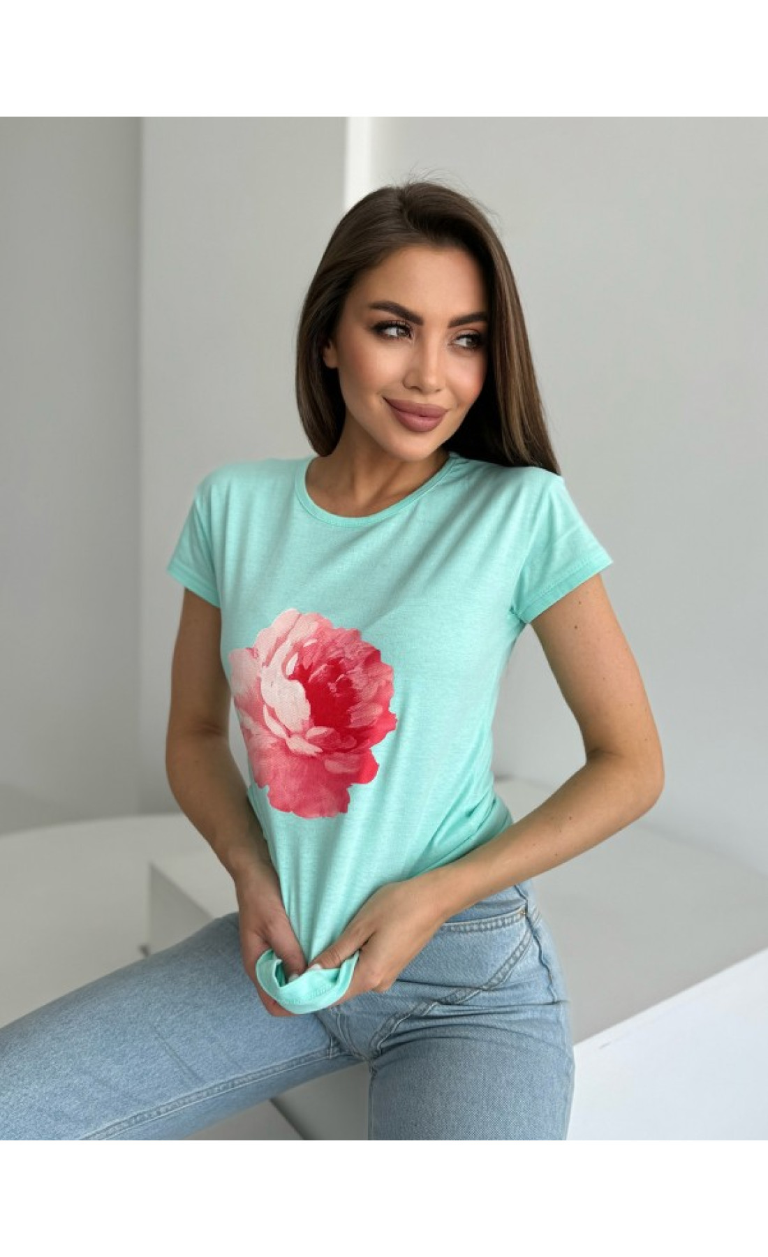 Жіноча футболка Issp