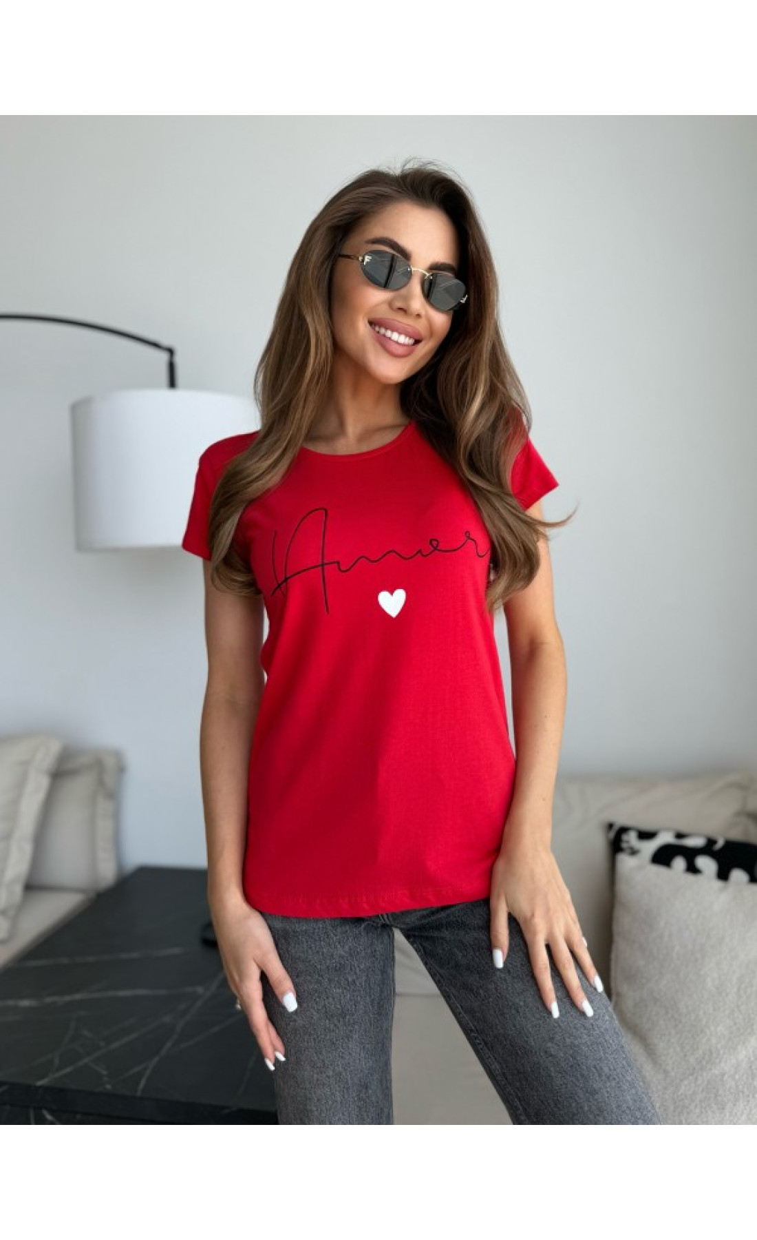 Жіноча футболка Issp