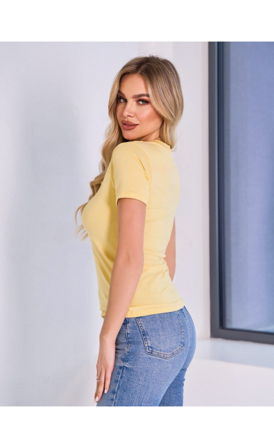 Жіноча футболка Issp