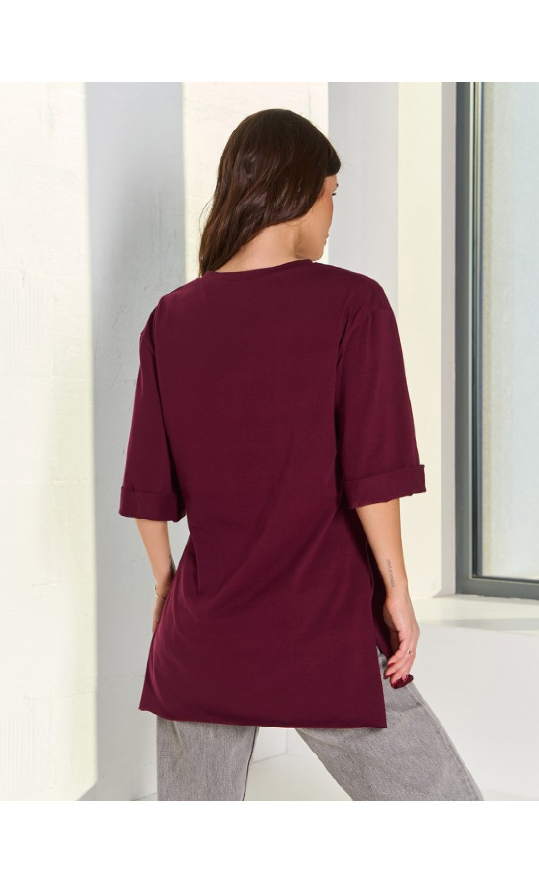 Жіноча футболка Issp