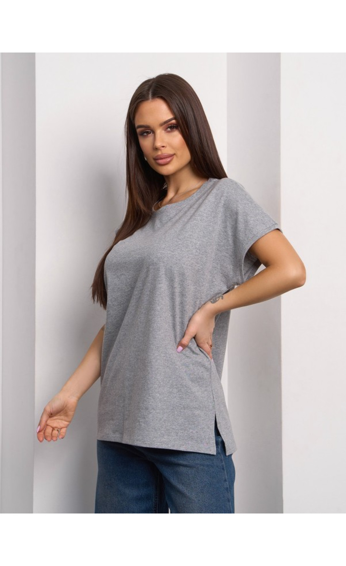 Жіноча футболка Issp