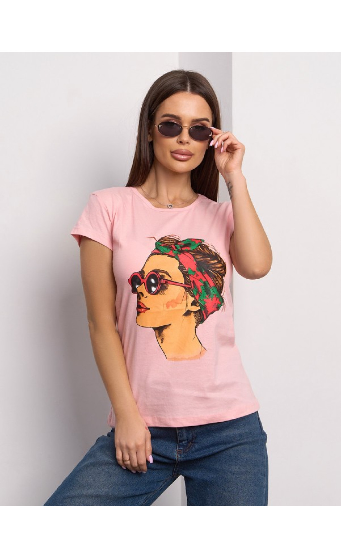 Жіноча футболка Issp