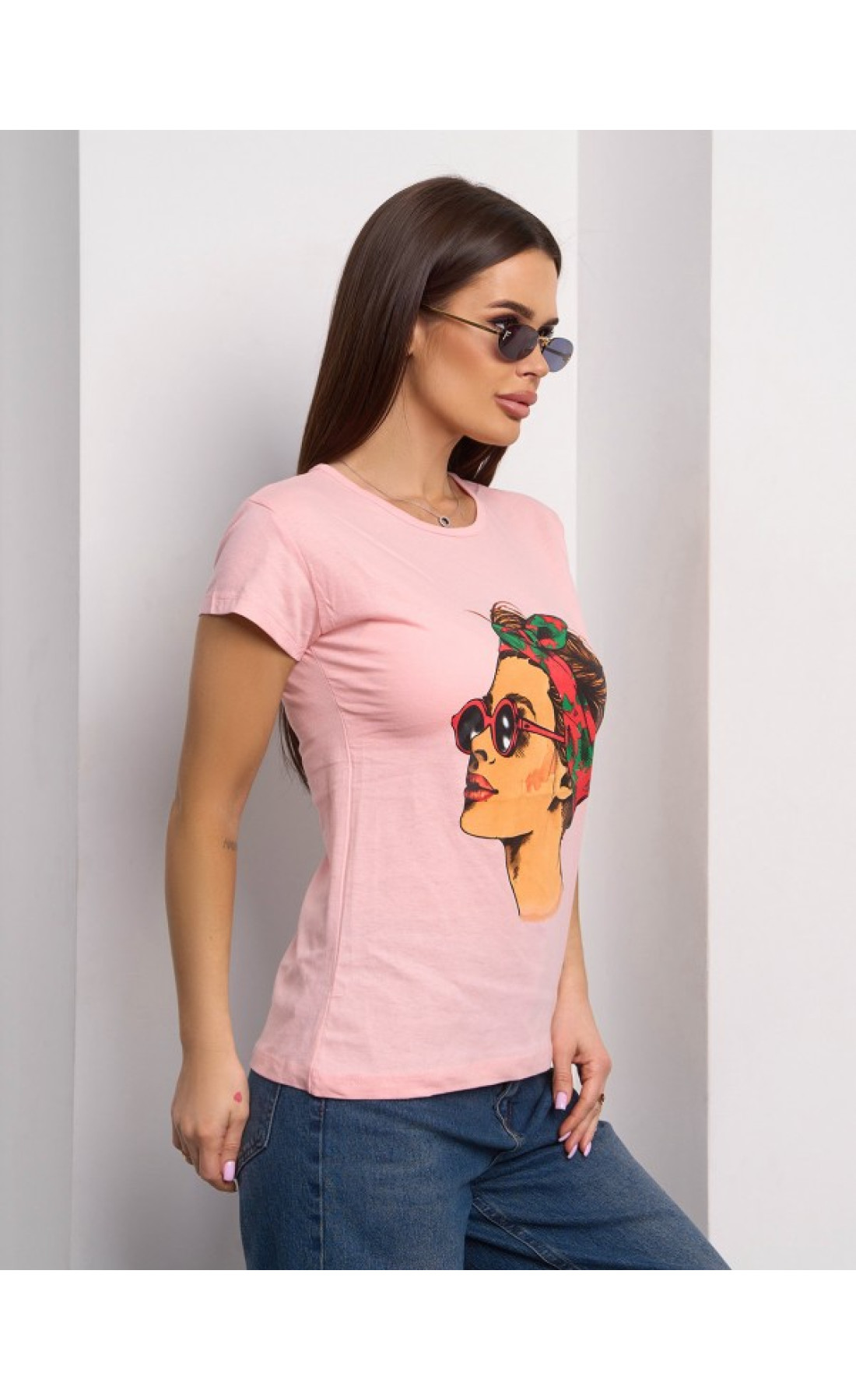 Жіноча футболка Issp