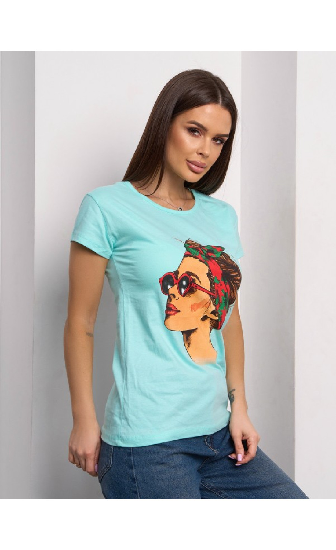 Жіноча футболка Issp